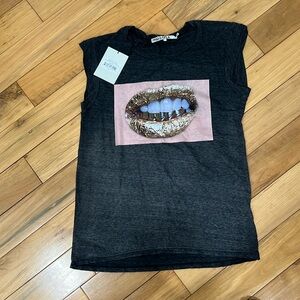 Pam & Gela  Frankie tee  size P/ S